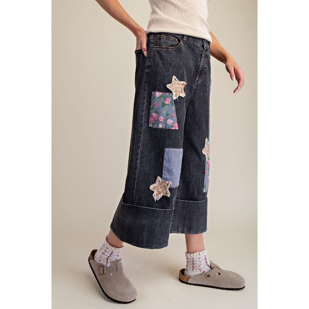 Easel Rose Patch Black Denim Cropped Jeans - Picture 3 of 5